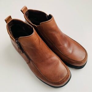 Connie Leather Women’s Boots With Side Zipper